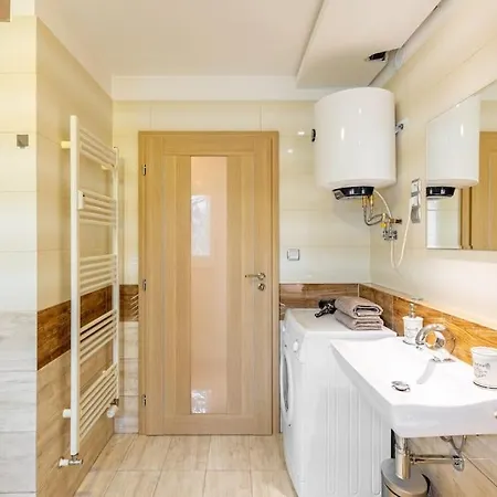 Urban Retreat Near Old Town Bratislava