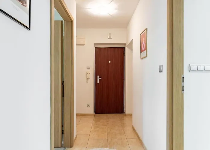 Urban Retreat Near Old Town