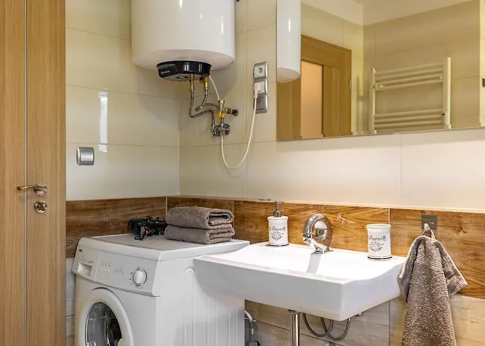 Appartement Urban Retreat Near Old Town Bratislava