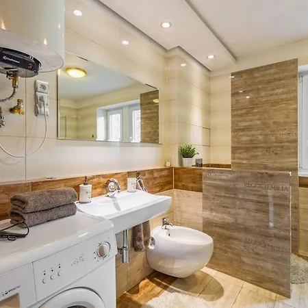 Apartment Urban Retreat Near Old Town *