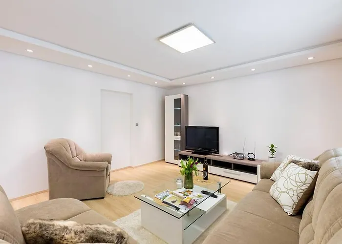 Διαμέρισμα Urban Retreat Near Old Town