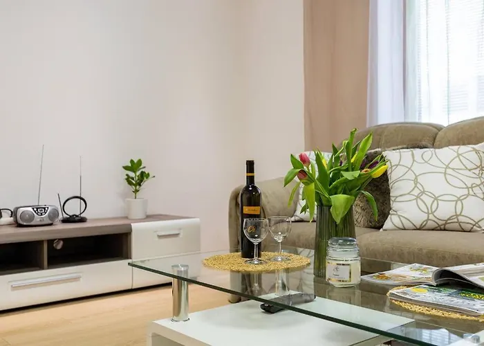 Διαμέρισμα Urban Retreat Near Old Town